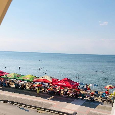 Apartment Luxe-M With Sea View Peraía Dış mekan fotoğraf